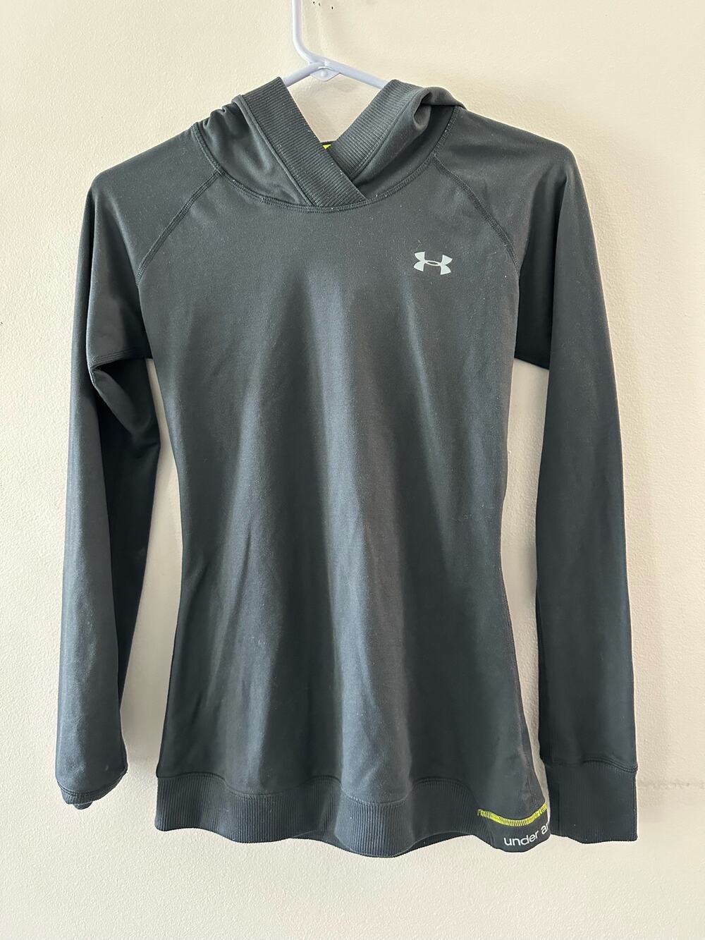 Under Armour Hoodie Women's Small Gray Catalyst Coldgear Fitted Long Sleeve